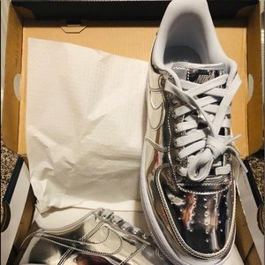 New in now Silver AF1